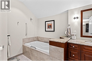 6130 Lipsett Avenue - Photo 38