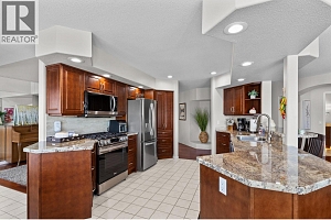 6130 Lipsett Avenue - Photo 9