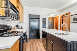 105 Village Centre Court Unit# 323 - Photo 4