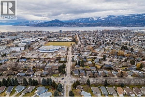 2670 Gordon Drive - Photo 12