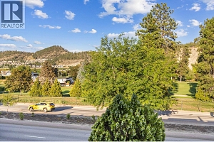 1040 Glenmore Drive - Photo 13