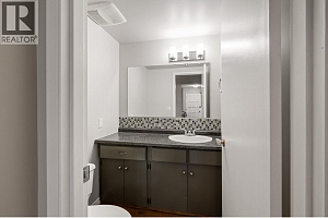 1040 Glenmore Drive - Photo 7