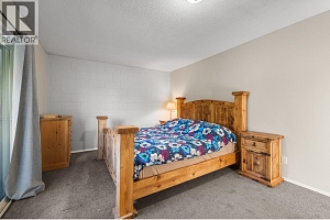 1040 Glenmore Drive - Photo 9