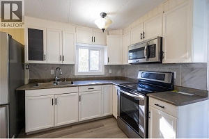 506 Guildford Court - Photo 16