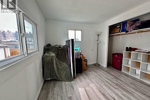506 Guildford Court - Photo 31