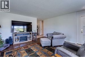 1490 Cornwall Road - Photo 11