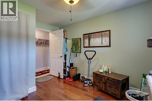 1490 Cornwall Road - Photo 18