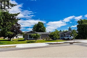1490 Cornwall Road - Photo 54