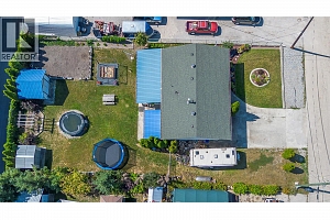 3735 Patten Crescent - Photo 2