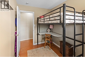 3735 Patten Crescent - Photo 34