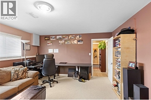 3735 Patten Crescent - Photo 37
