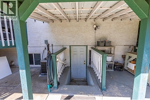 3735 Patten Crescent - Photo 52