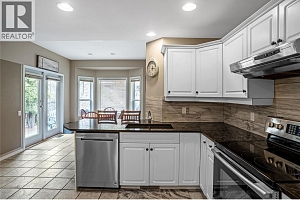 1083 Chilcotin Crescent - Photo 13