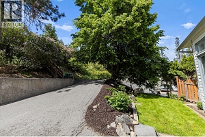 1515 Scott Crescent - Photo 28