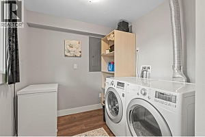 2209 Rosedale Avenue - Photo 24