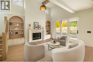 1004 Bull Crescent - Photo 10