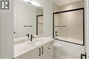 1004 Bull Crescent - Photo 18