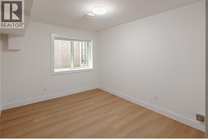 1004 Bull Crescent - Photo 29