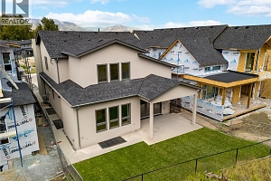 1004 Bull Crescent - Photo 45