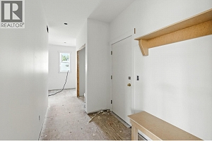 2208 Surrey Road - Photo 10