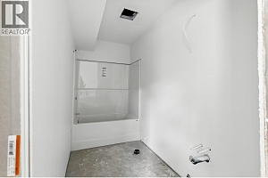 2208 Surrey Road - Photo 30