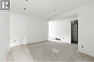 2208 Surrey Road - Photo 31