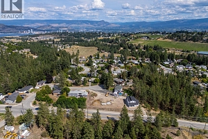 2208 Surrey Road - Photo 35