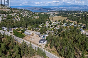 2208 Surrey Road - Photo 36