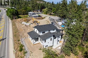 2208 Surrey Road - Photo 39