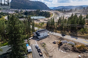 2208 Surrey Road - Photo 42
