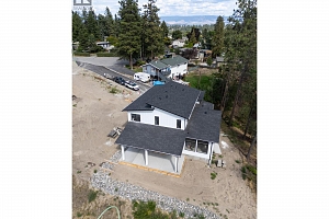 2208 Surrey Road - Photo 50