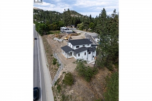 2208 Surrey Road - Photo 51