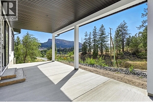 2208 Surrey Road - Photo 58