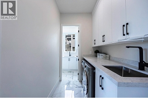 718 Carnoustie Drive - Photo 13