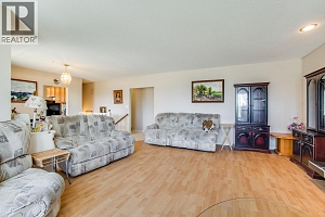 3088 Beverly Place - Photo 14