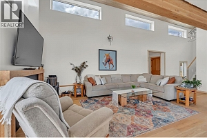 6074 Jackson Crescent - Photo 8