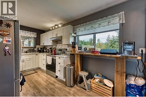 348 Creighton Valley Road - Photo 7