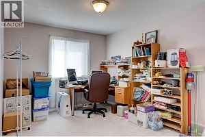 324 Village Lane - Photo 10