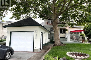 1419 Cherry Crescent W - Photo 2