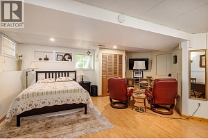 1419 Cherry Crescent W - Photo 24