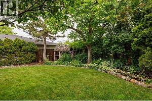 1419 Cherry Crescent W - Photo 30