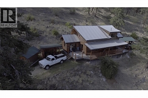 7142 Fintry Delta Road N - Photo 12