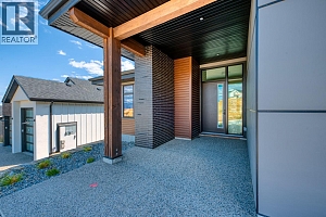 1070 Emslie Street - Photo 12