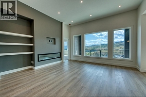 1070 Emslie Street - Photo 28