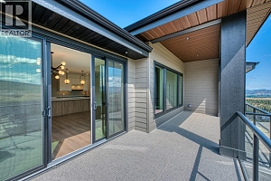 1070 Emslie Street - Photo 36