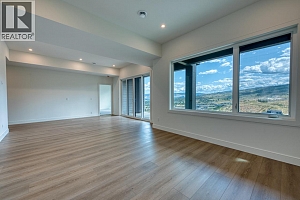 1070 Emslie Street - Photo 47
