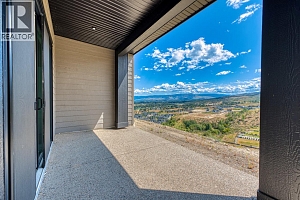 1070 Emslie Street - Photo 9