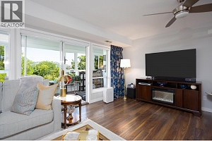 1045 Sutherland Avenue Unit# 315A - Photo 9