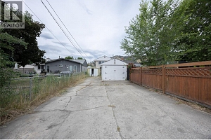 691 Bay Avenue - Photo 20