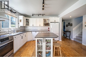 6281 Pleasant Valley Road - Photo 9